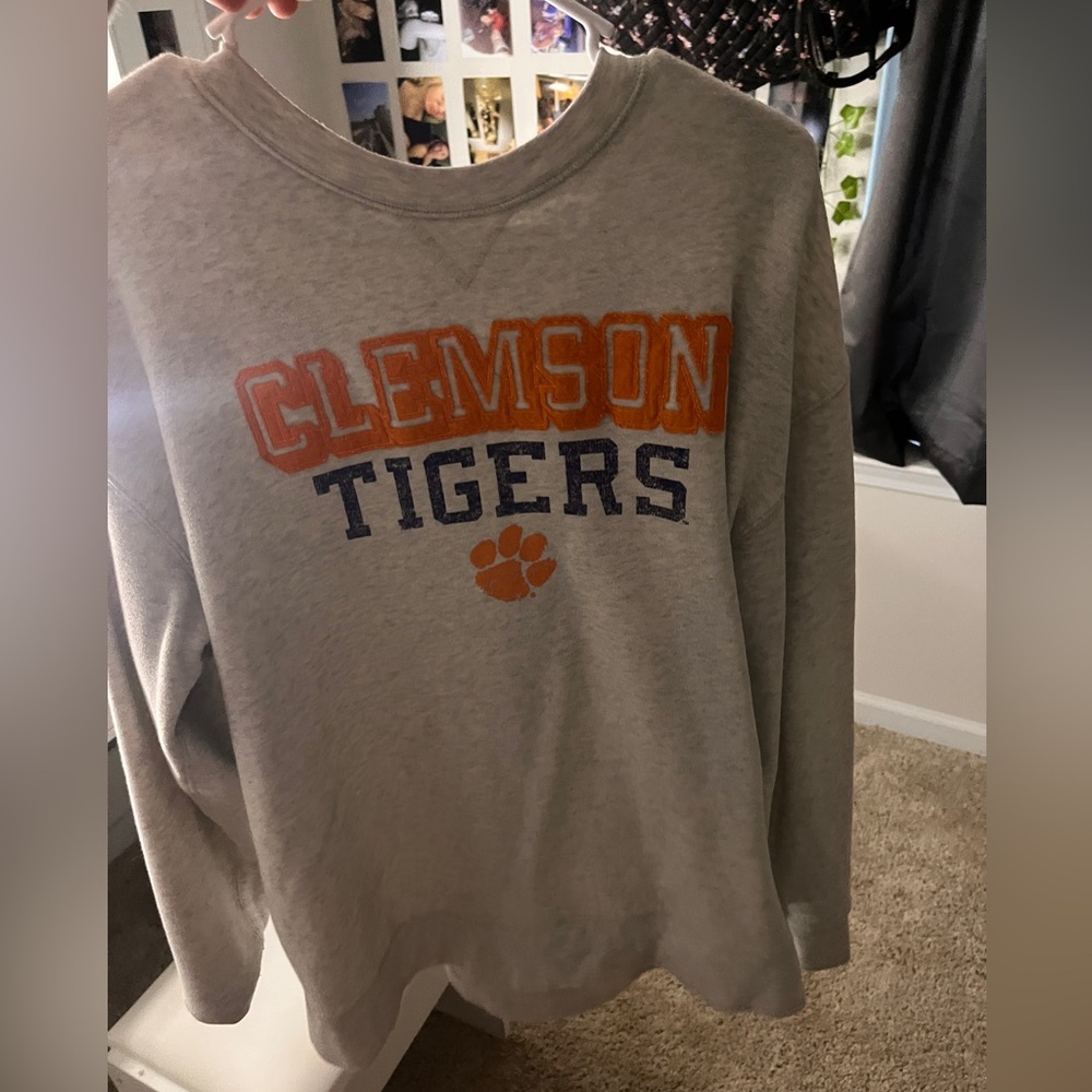 Crew Neck